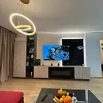 Coresi Mall Luxury Apartments