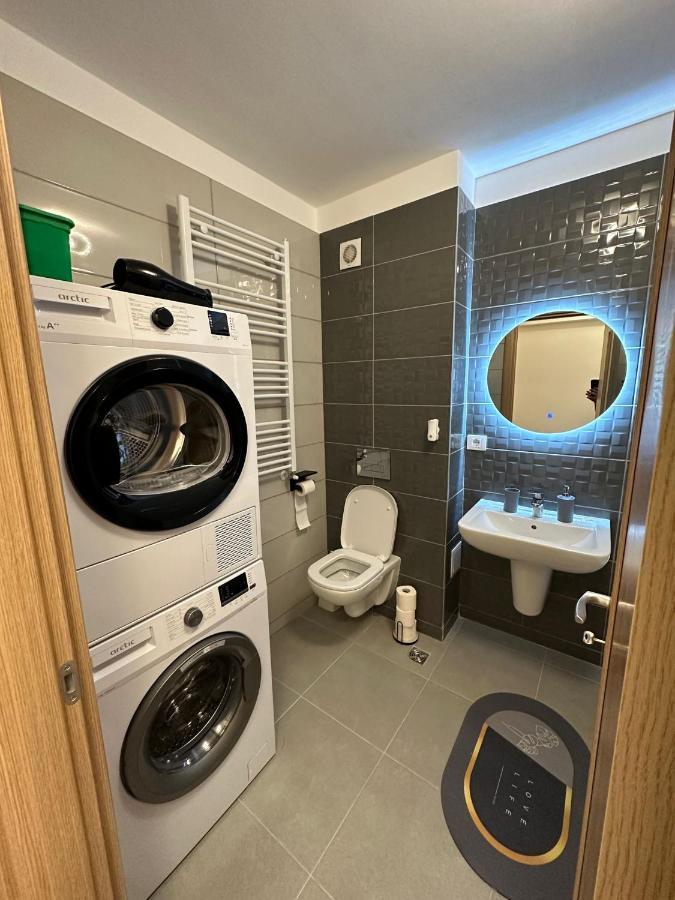 Apartament Coresi Mall Luxury *